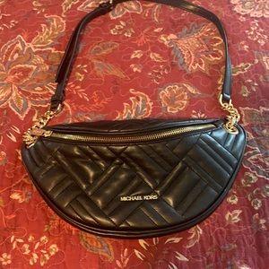 Michael Kors Fanny pack **LIKE NEW**